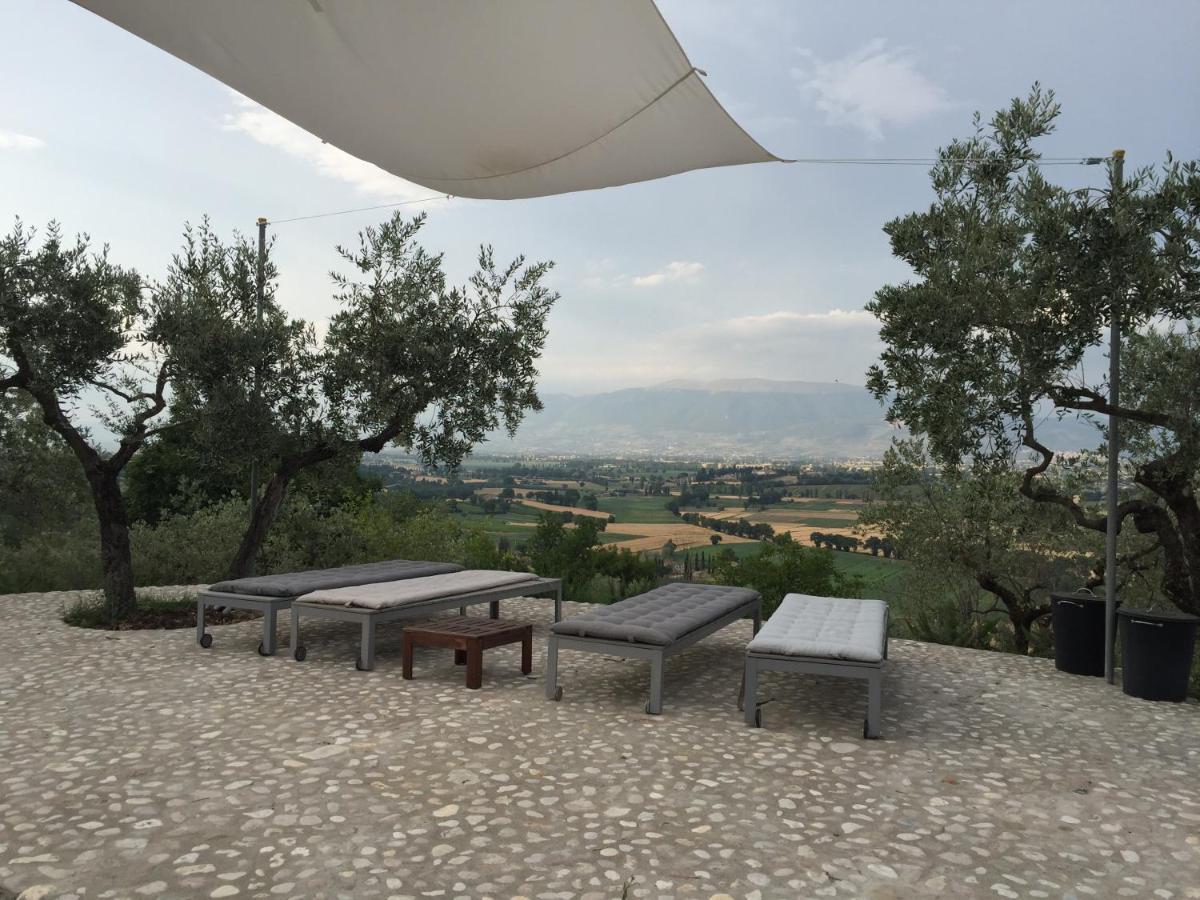 B&B Il Grotto Bevagna Bagian luar foto
